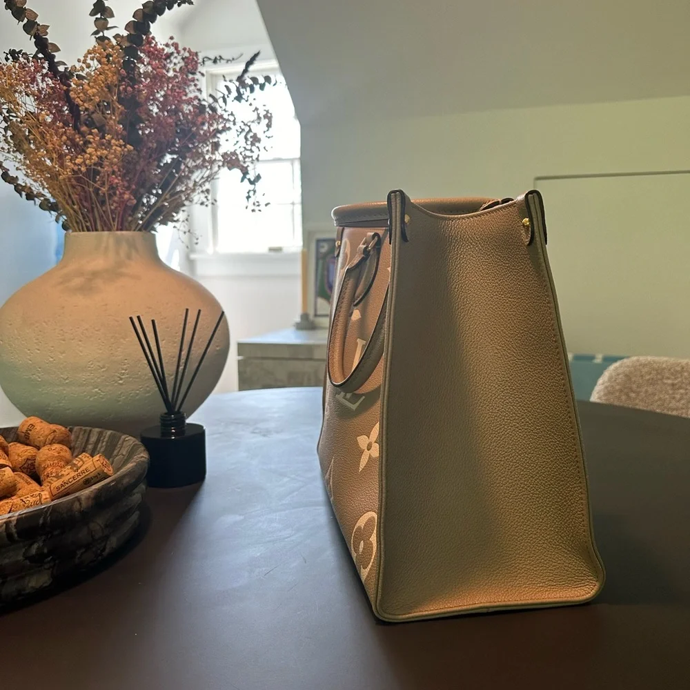 Louis Vuitton Beige Monogram Reverse OnTheGo Tote